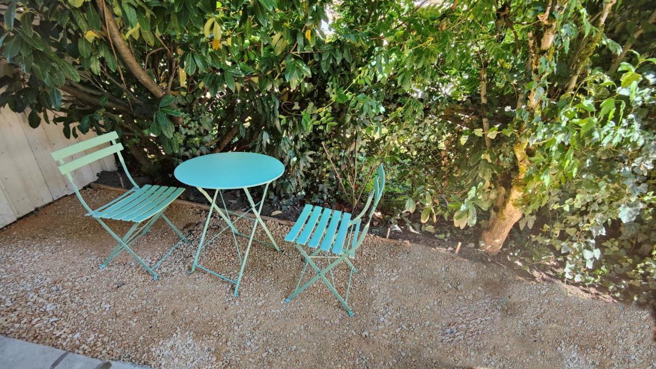 Le Petit Paradis Брив-ла-Гаярд Екстер'єр фото